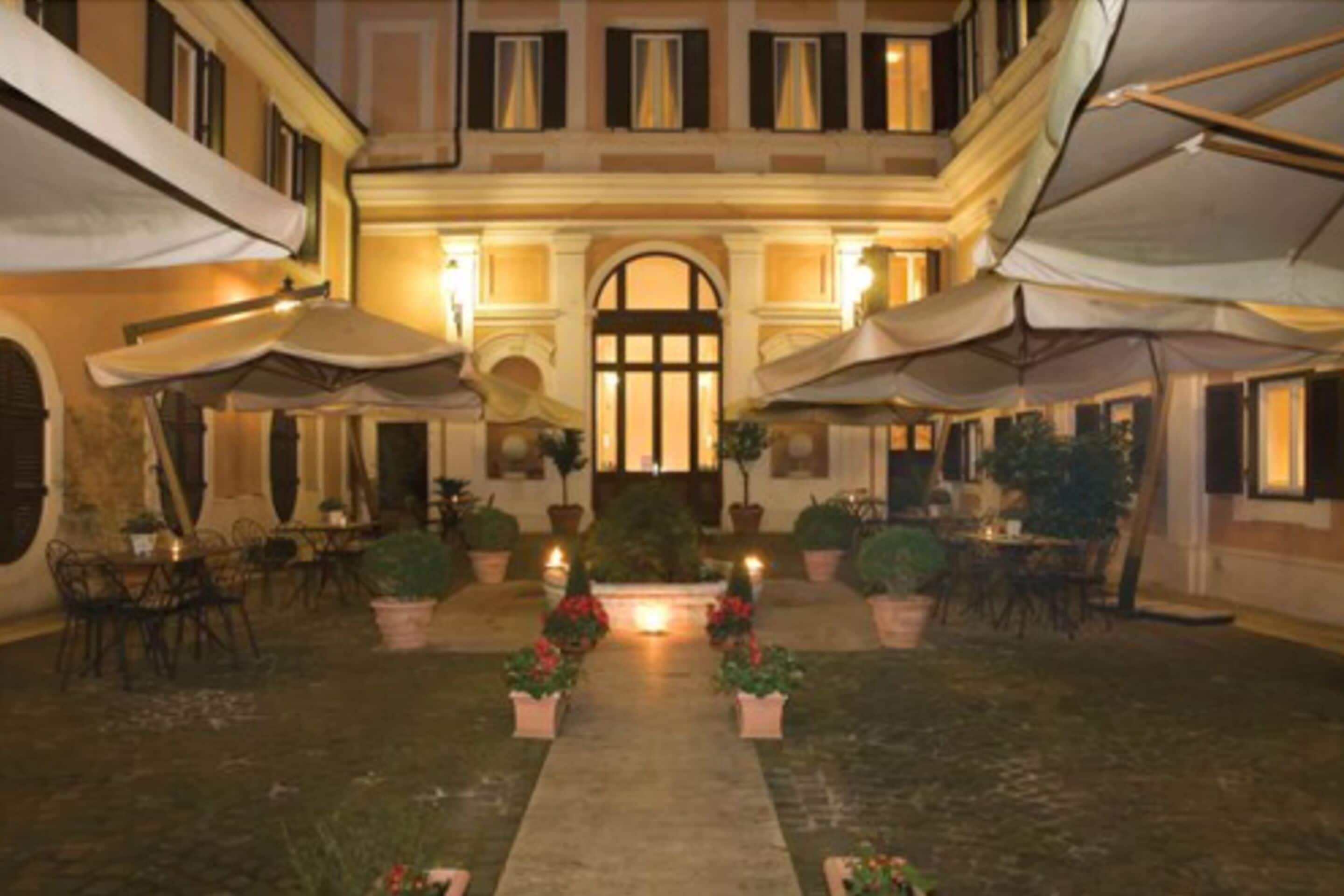 Relais Hotel Antico Palazzo Rospigliosi — Photos 1